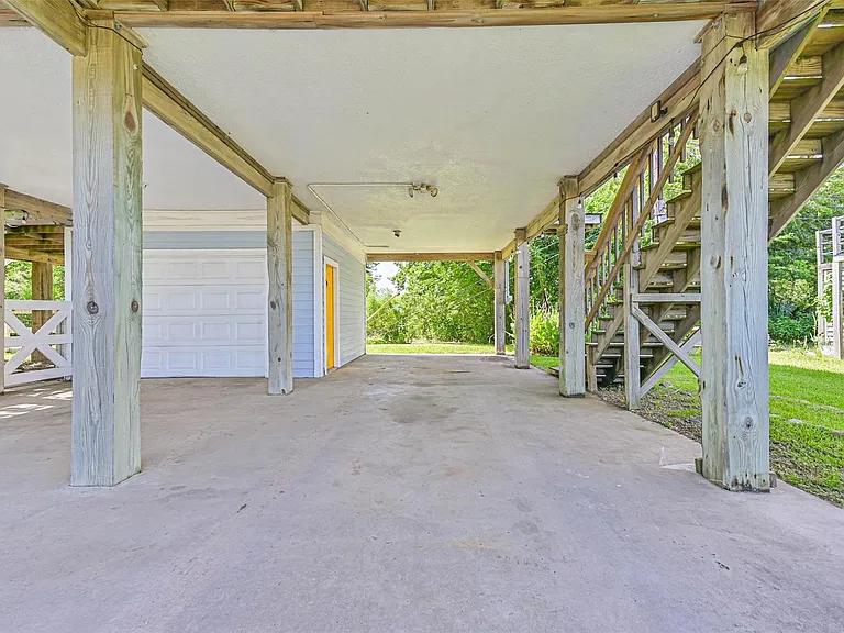 1578 Railroad Ave — Photo 26