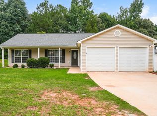9162 S Sterling Lakes Dr, Covington, GA 30014
