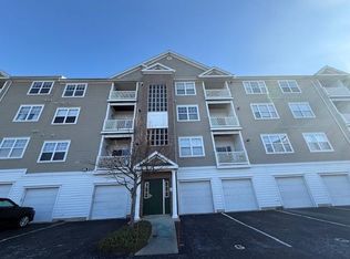 96 Mill St APT 303, Woonsocket, RI 02895