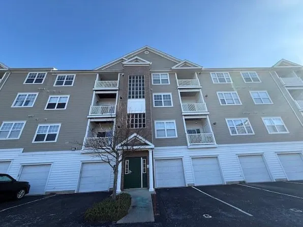 96 Mill St APT 303, Woonsocket, RI 02895