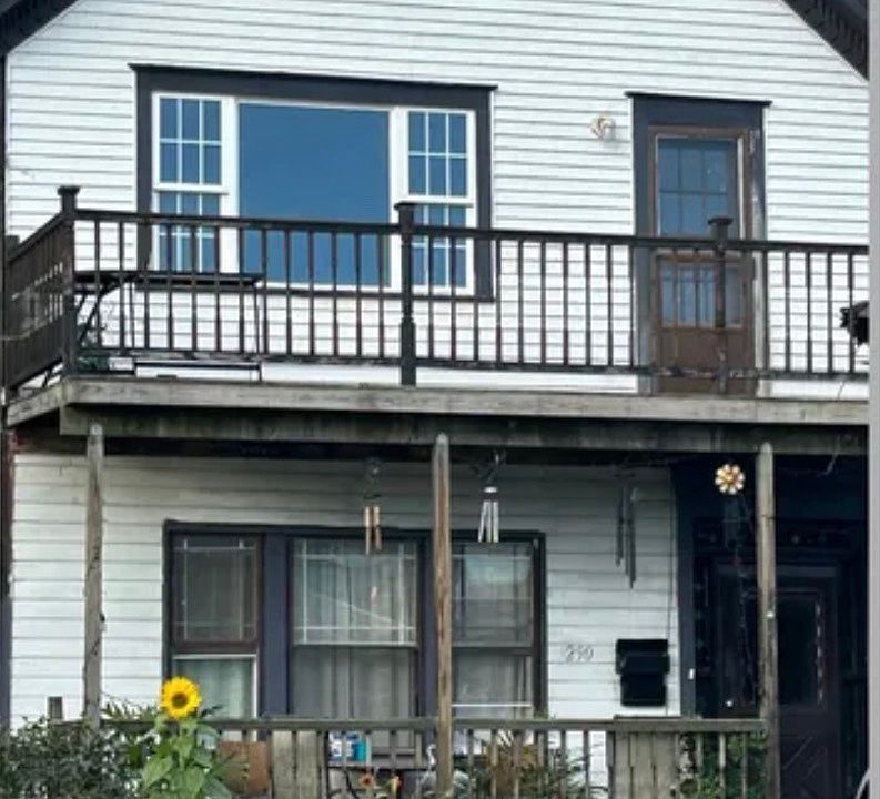 1st image of 290 7th St