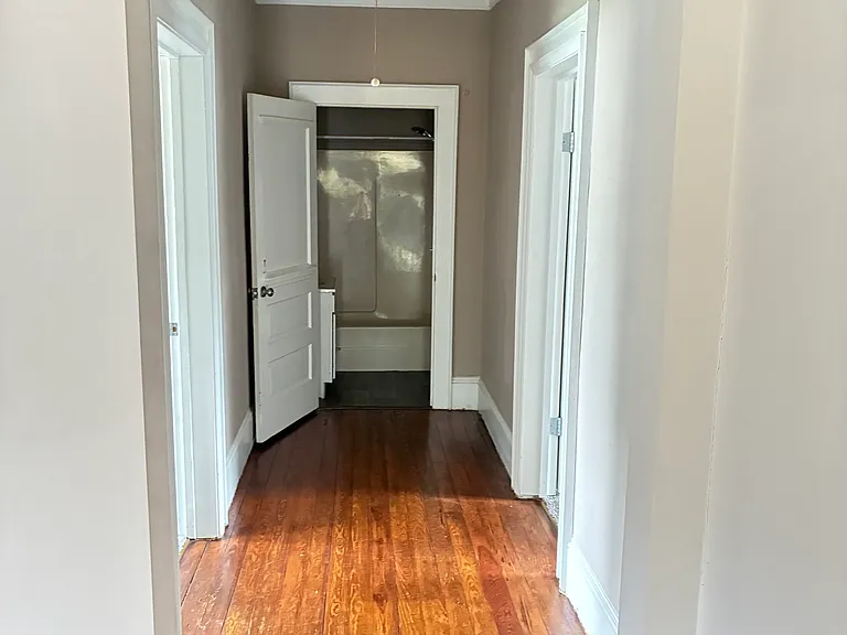 6306 Wall St — Photo 8