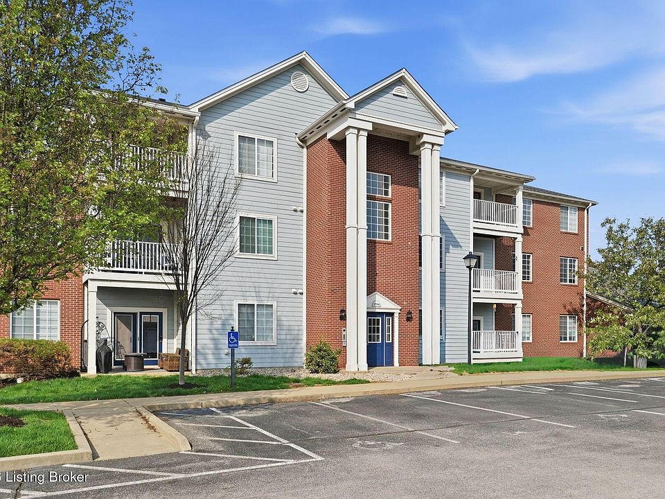 1st image of 2704 Bradford Commons Dr Unit 103