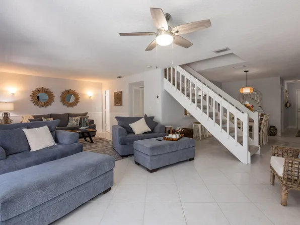 4949 N Highway A1a #74, Hutchinson Island, FL 34949