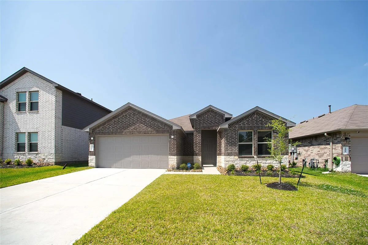 Building Photo - 14086 Sharktooth Hill Ln