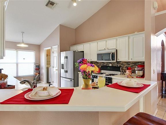 4th image of 12735 Westwood Lakes Blvd