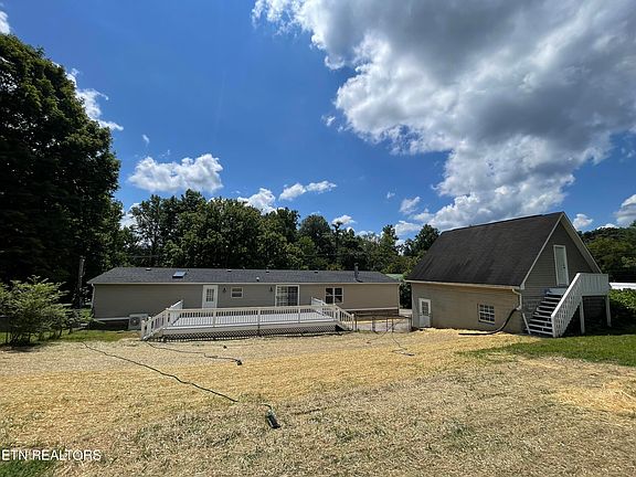 4th image of 258 Old Tacora Hills Rd