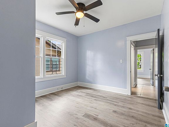 5th image of 1438 27th St
