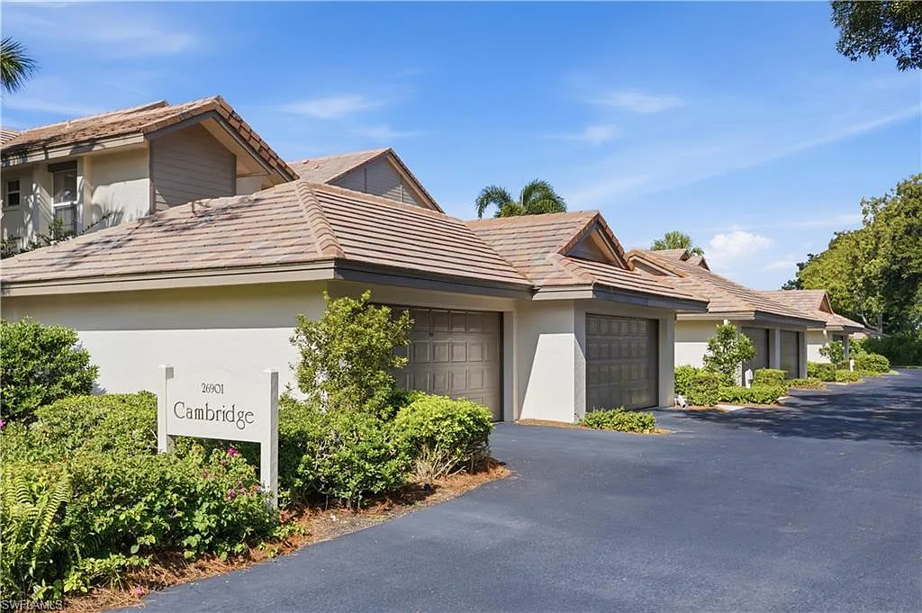 3 bed, 2.0 bath, 1640 sqft, $8,000 — Photo 1