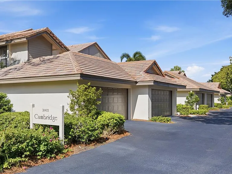 26901 Wedgewood Dr #101 — Photo 1