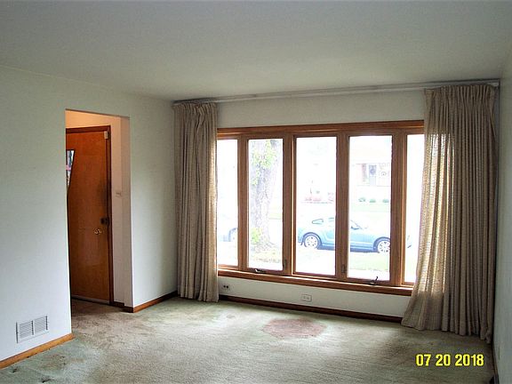 4th image of 5130 S Neenah Ave