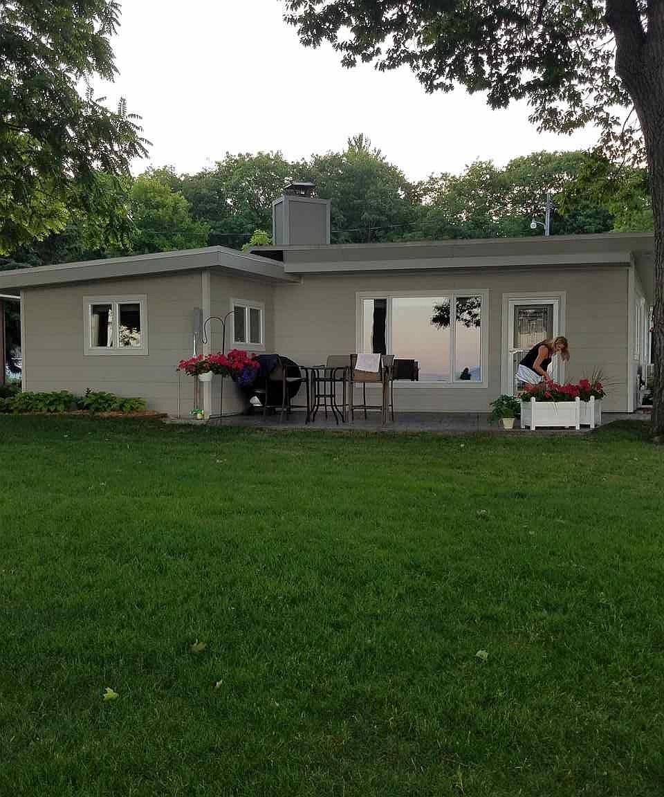 3898 E Michigan Ave, Au Gres, MI 48703 Zillow