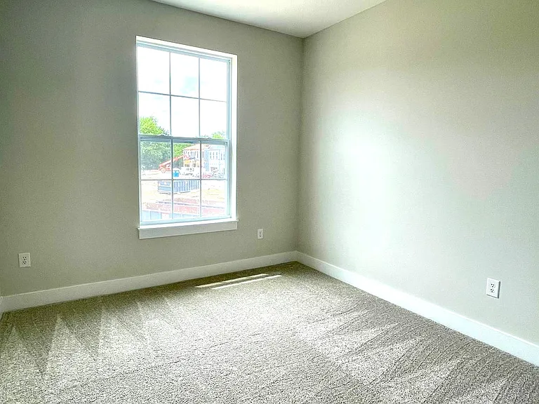 736 Kinzer Ave — Photo 14