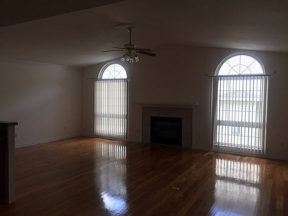 Additional Living Room
