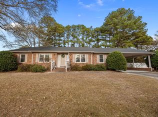 211 Marlowe Dr, Dunn, NC 28334