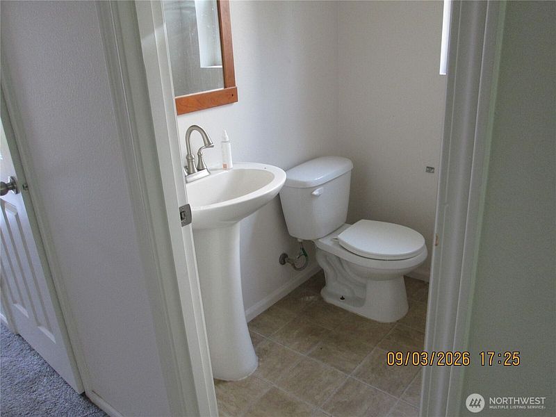 4th image of 1262 Ebbets Drive SW