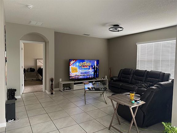 4th image of 530 AUBURN GROVE TERRACE