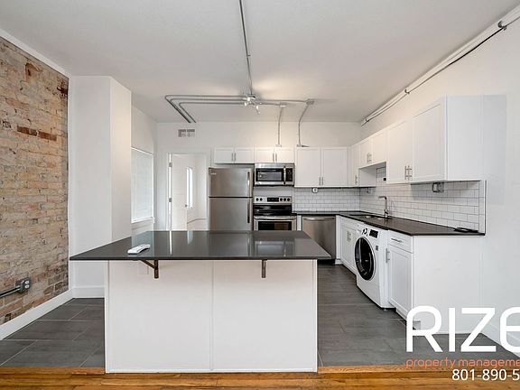 3rd image of 88 K St APT 2