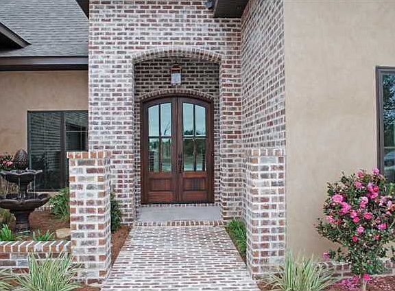 4th image of 2763 Manor Cir