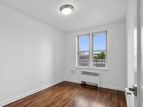 5th image of 20-26 Seagirt Blvd #4A