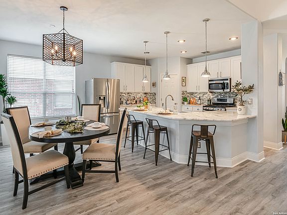 4th image of 26039 COPPERAS LN