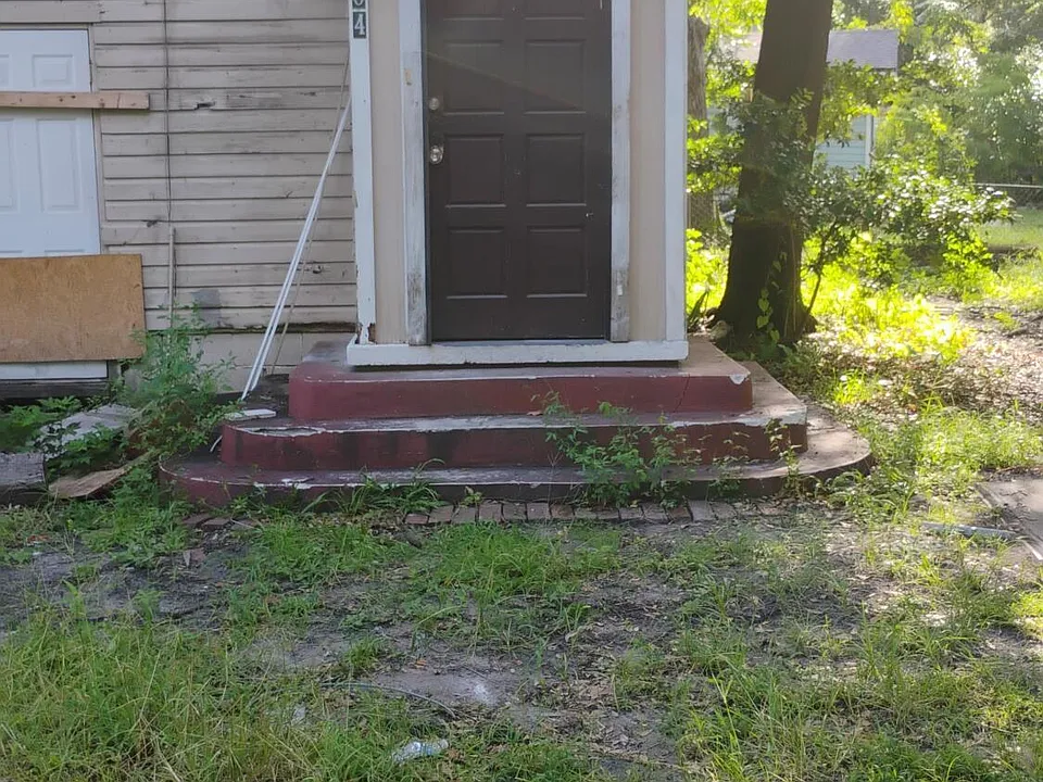 1104 Tyler St