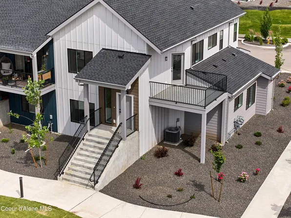 966 E Railroad Ave, Post Falls, ID 83854