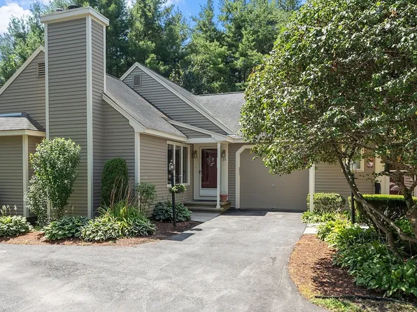 35 Iris Way #35, Haverhill, MA 01830