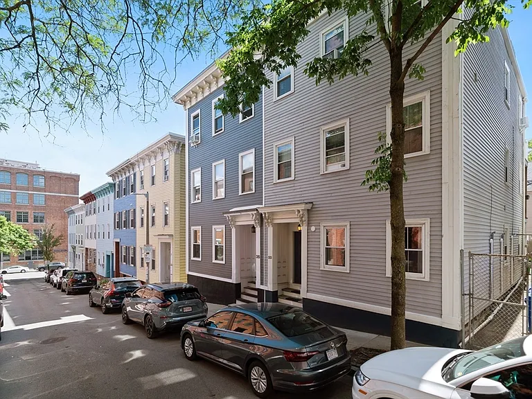 33 Mystic St #3 — Photo 17