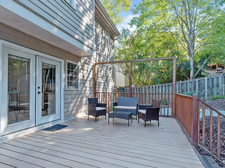 108 Trent Woods Way — Photo 14