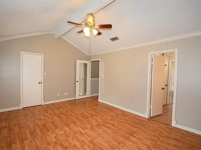 9323 Westwood Village Dr #6 — Photo 11