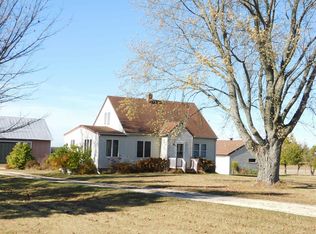 N8621 Wolf River Dr, Algoma, WI 54201