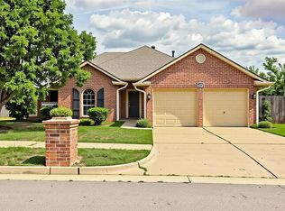 1817 NW 172nd St, Edmond, OK 73012