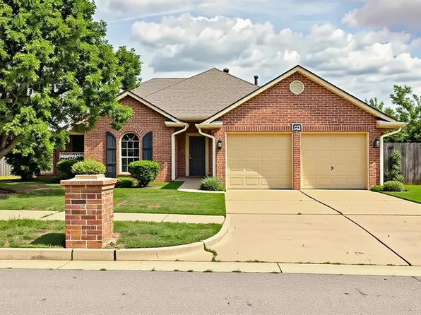 1817 NW 172nd St, Edmond, OK 73012