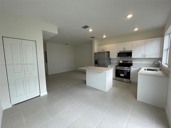4th image of 35656 SW 178th Pl #35656