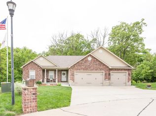 113 Chardonnay Ct, Pevely, MO