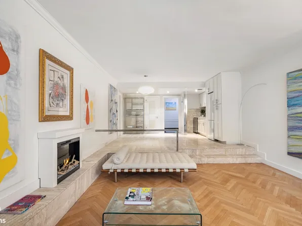 150 Central Park South 906 image 1 of 13