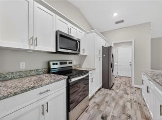 8422 Cardinal Rd, Fort Myers, FL 33967