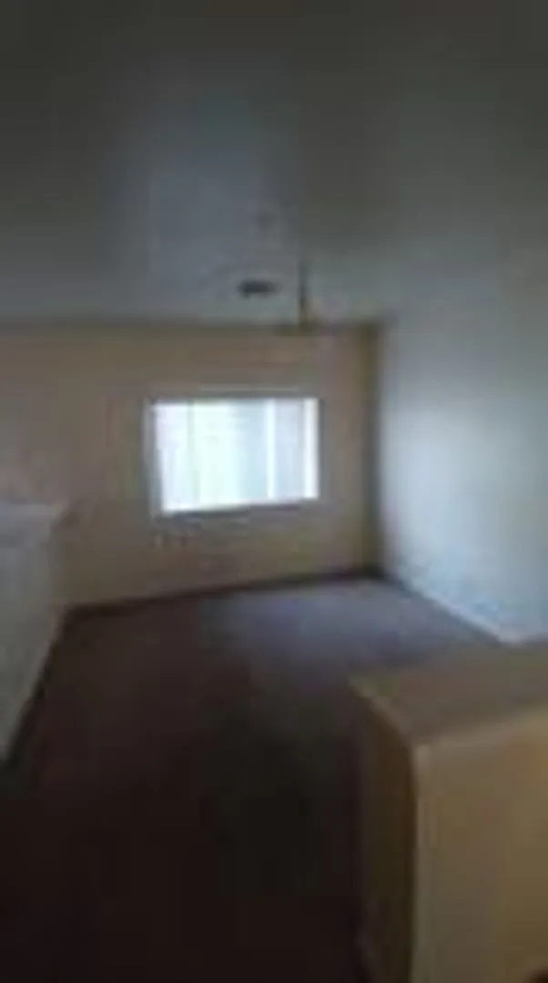 55+ Community- 2 bedroom 2.5 bath townhome — Photo 4