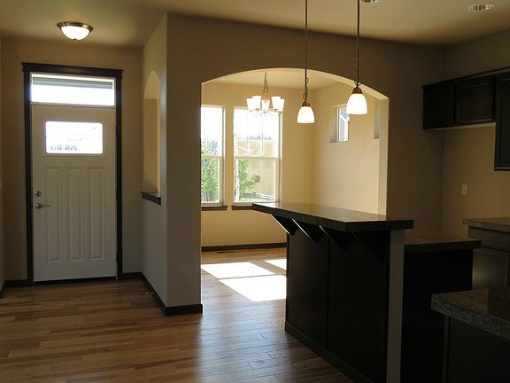 5th image of 2427 43rd Ave SE