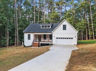 5819 Hideaway Dr, Chapel Hill, NC 27516
