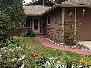 2nd image of 2807 Travelers Palm Dr