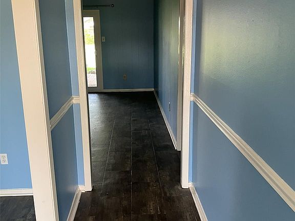 4th image of 12611 Tammarack Dr