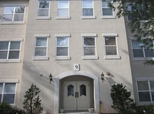 902 Burgundy Way, Wayne, NJ 07470