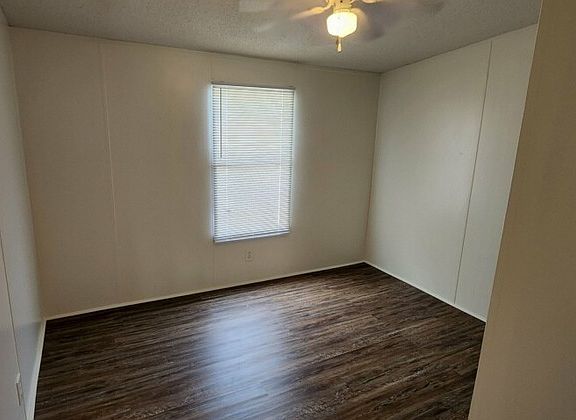 5th image of 2837 Charity Ln #A