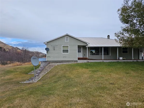 196 A Bolster Road, Oroville, WA 98844