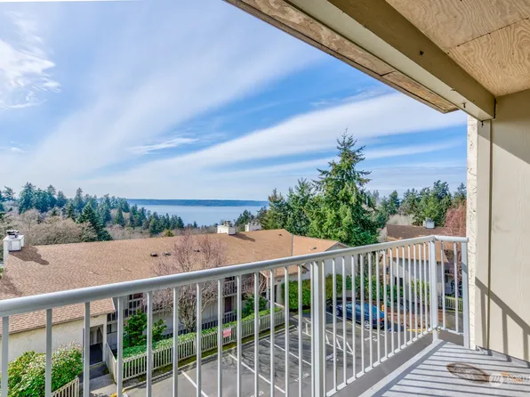 13229 12th Avenue SW #222, Burien, WA 98146