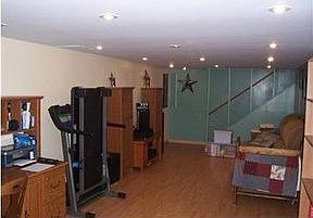 2nd image of 301 N Hawthorne Ave