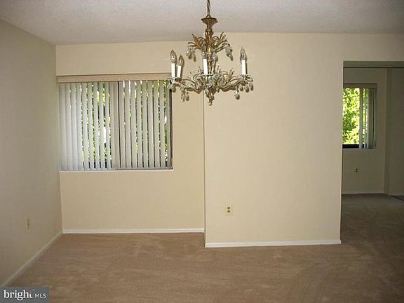 3rd image of 15101 Interlachen Dr #1-518