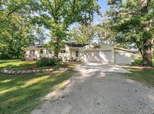 16434 W River Rd, Little Falls, MN 56345